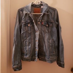 Levi’s Jean Jacket size medium